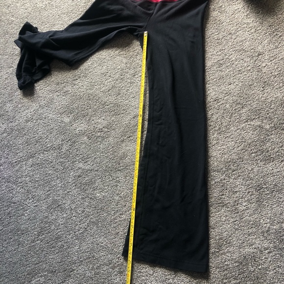 Lululemon Groove Pants | 6 Regular | GUC - Picture 12 of 14